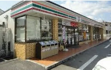 セブンイレブン広島高取北店まで500m