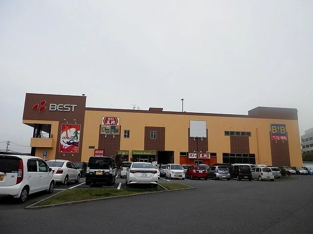 クロスモールまで1200m