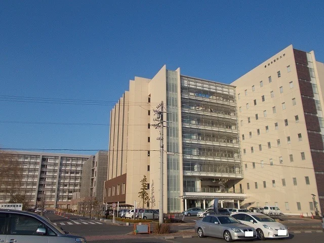 岐阜大学医学部付属病院まで1600m