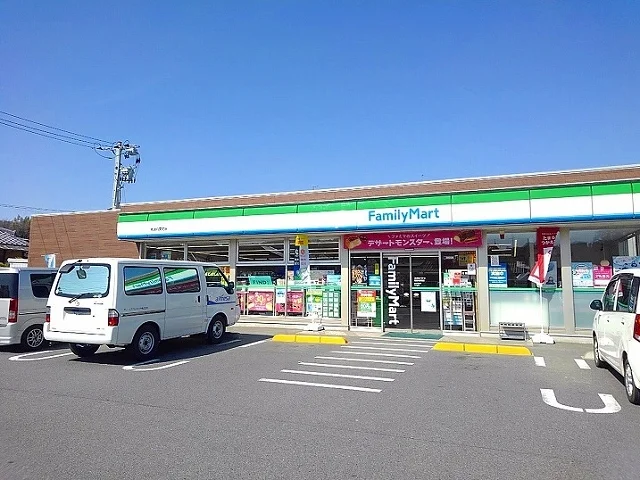 ファミリーマート尾道向東町店まで1700m