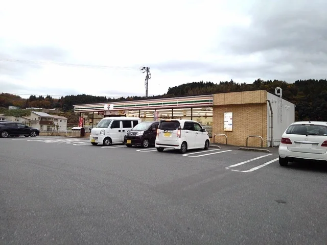 セブンイレブン日田三和店まで630m