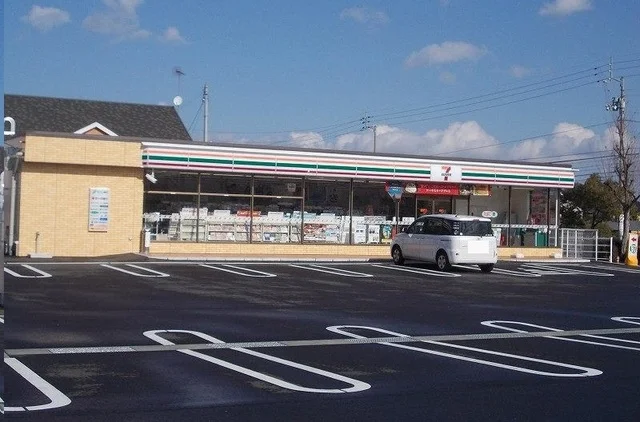 セブンイレブン香川町店様まで750m