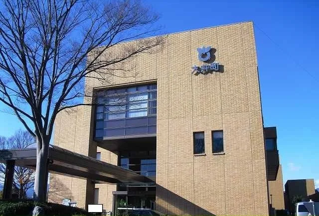 大井町役場まで800m