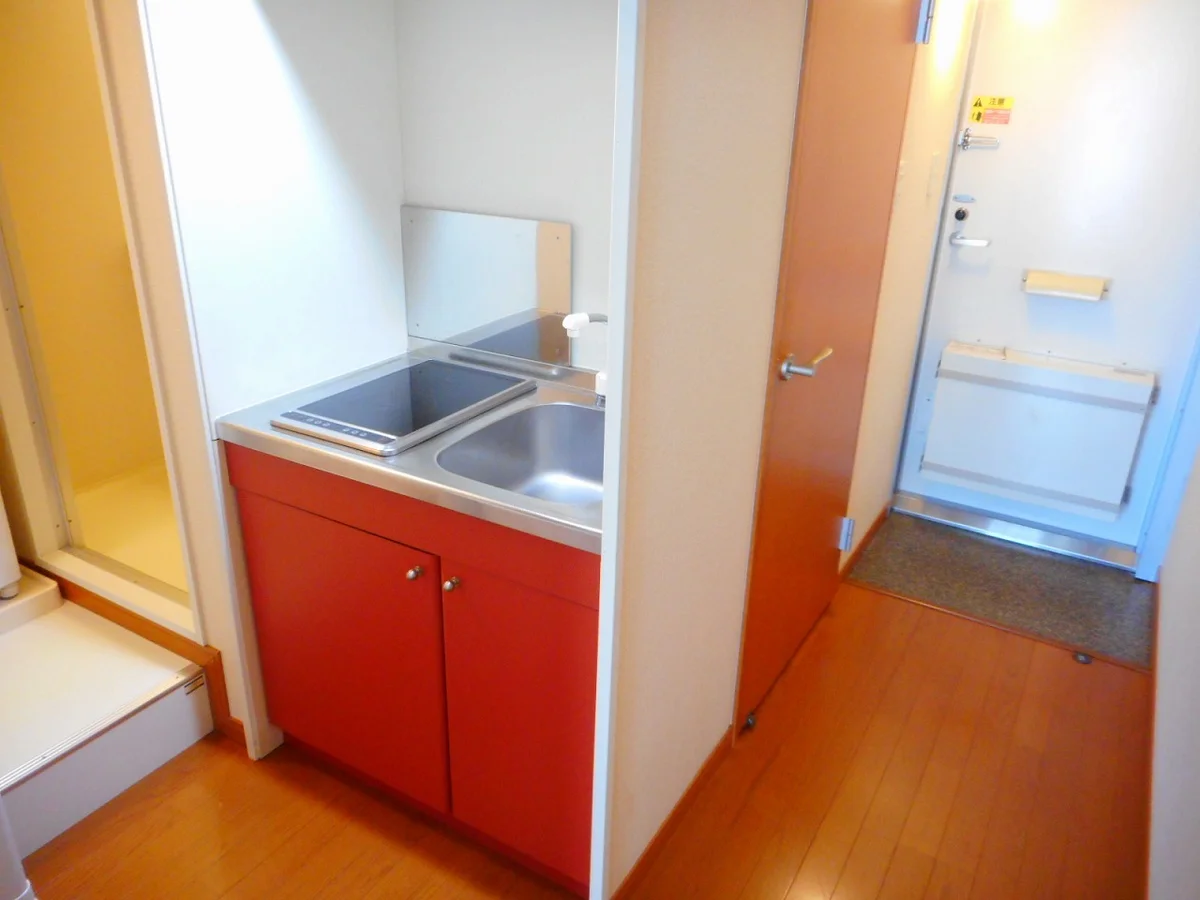 玄関側のアングルです