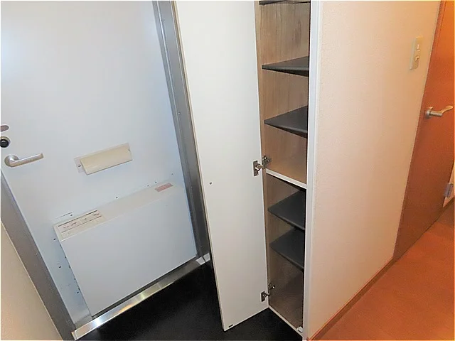 シューズボックスあり