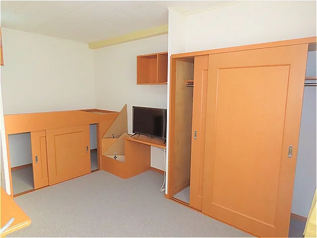 クローゼット、ベッド下収納あり