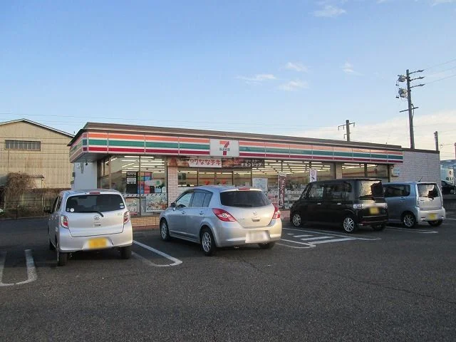 セブンイレブン　塩尻吉田原店まで1000m
