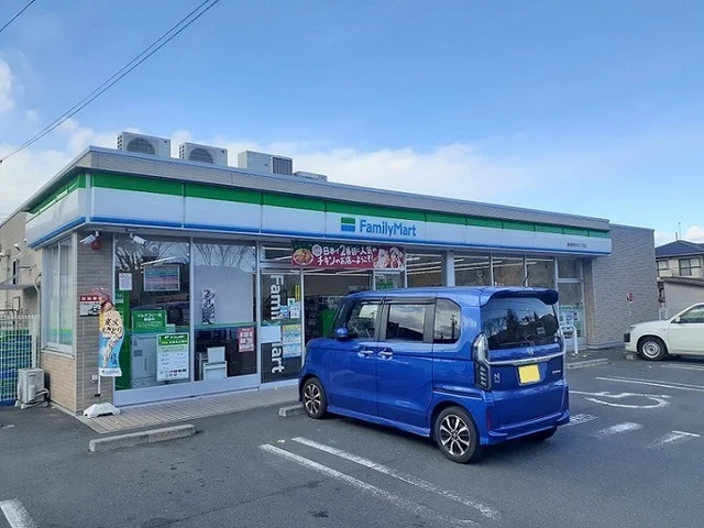 ファミリーマートまで500m