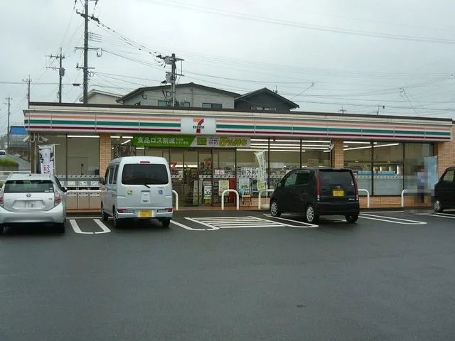 セブンイレブン鹿児島川上町店まで400m