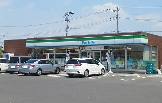 ファミリーマート 佐沼江合店まで400m