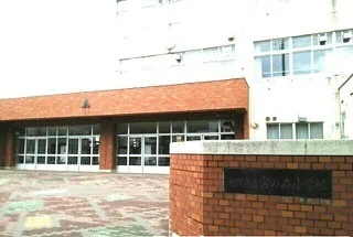 宮の森小学校まで430m