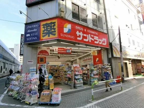 ドラッグストア