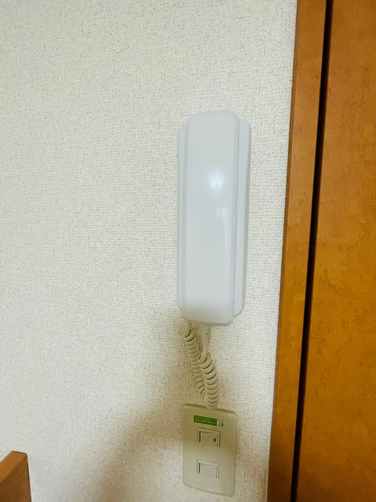 インターフォン