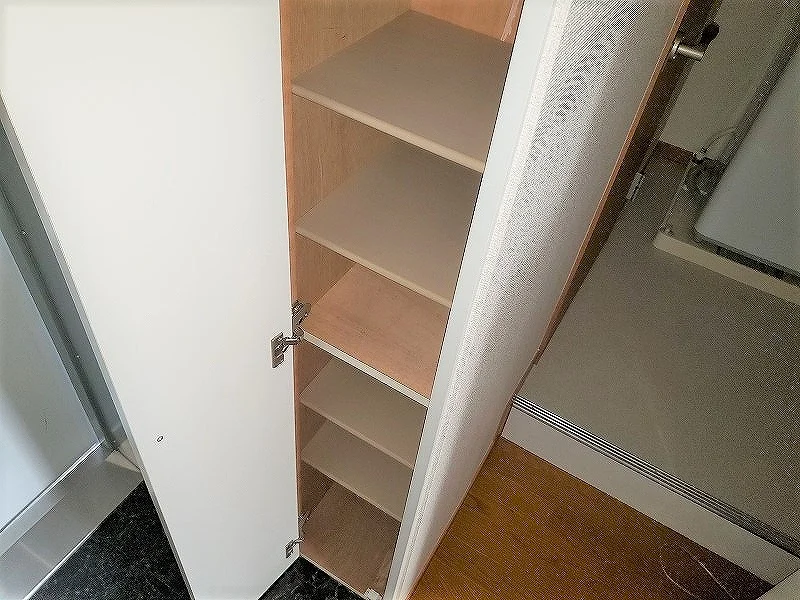 シューズボックス