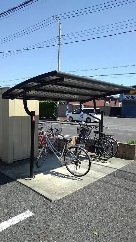 屋根付駐輪場になります。