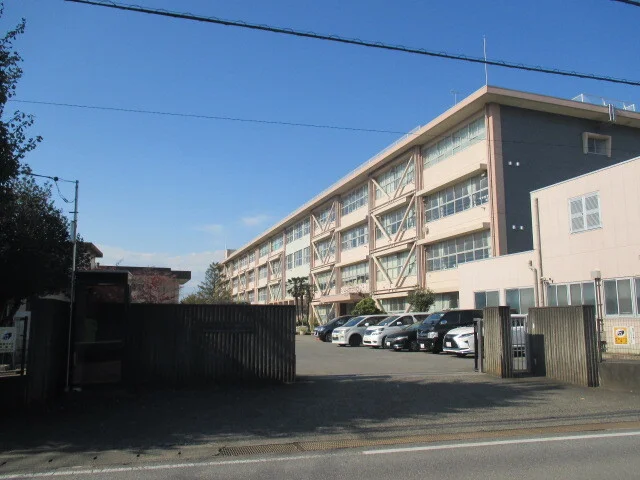 姿川第一小学校まで220m