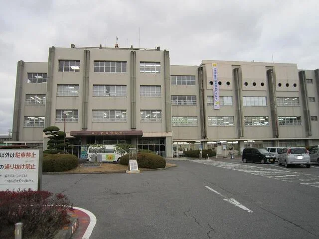 近江八幡市役所まで400m