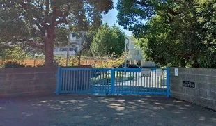 深谷中学校まで624m