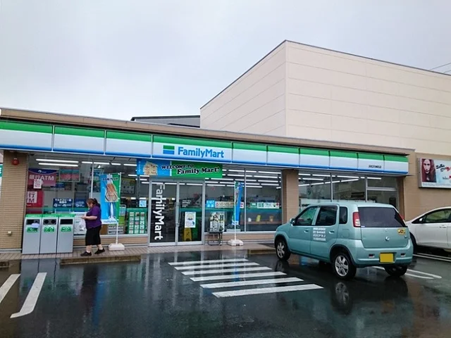 ファミリーマート浜松天神町店まで450m