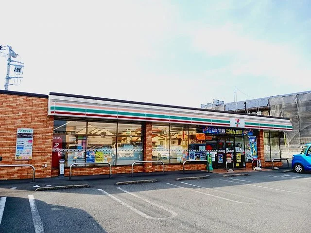 セブンイレブン　富士宮朝日町店まで500m