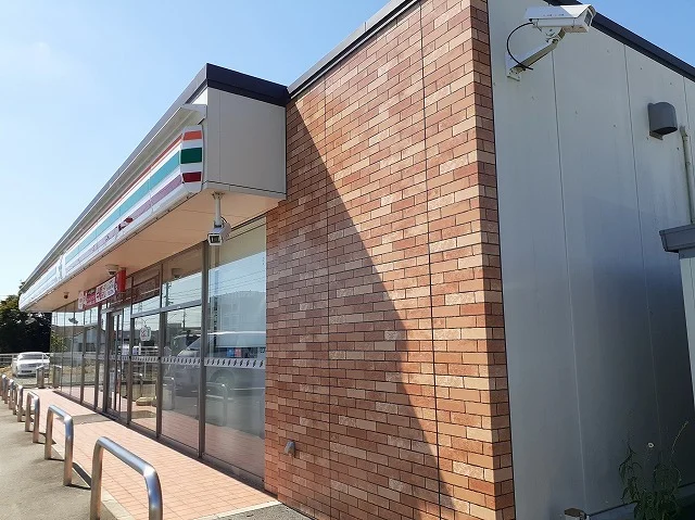 セブンイレブン浜松伊左地町店まで400m