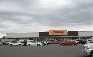 ホーマック新琴似店まで750m