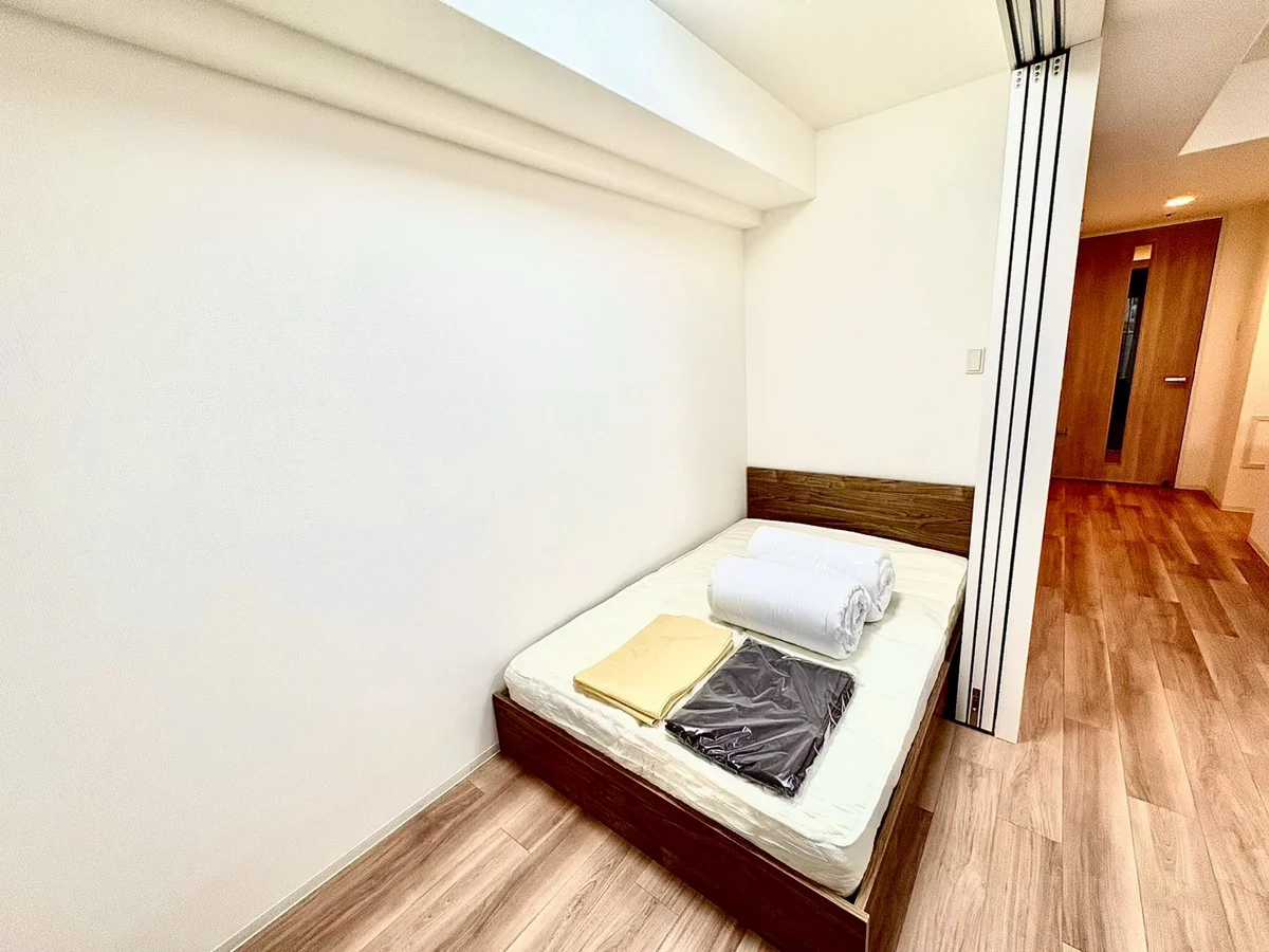 寝室セミダブル