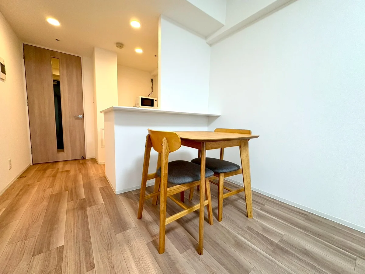 ダイニングテーブル