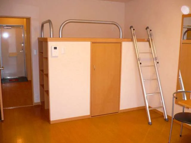 2階以上はカーペットです。