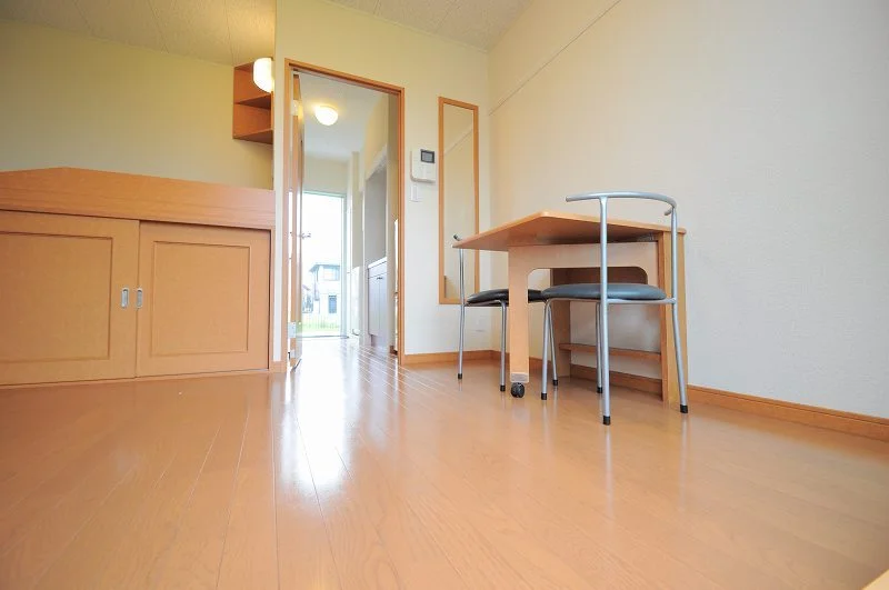 同タイプの部屋の写真です。現況優先。