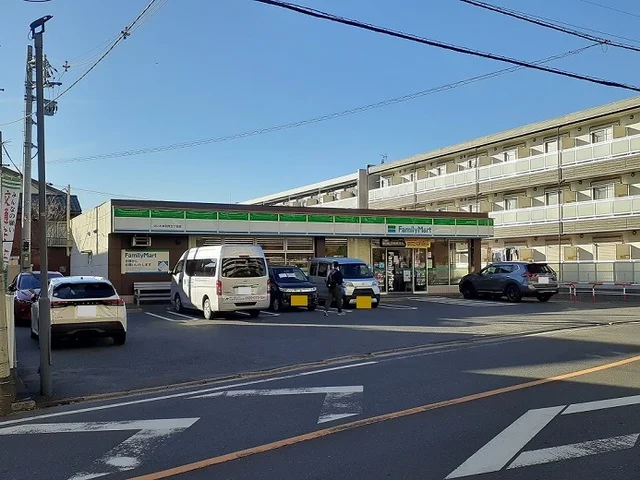 ファミマ　さいたま別所5丁目店まで280m