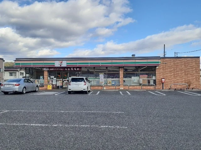 セブンイレブン  岡谷神明町店まで400m