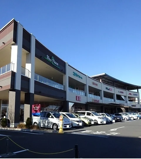 マーケットプレイスまで300m