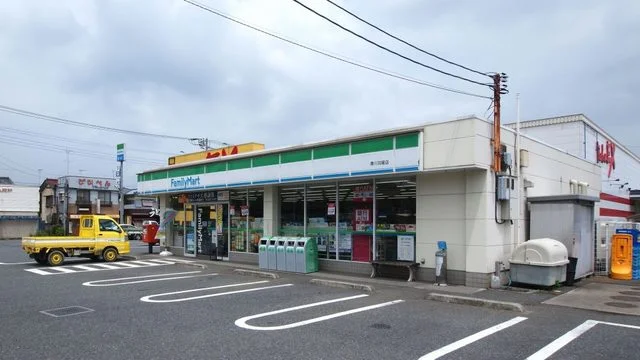 ファミリーマート滑川羽尾店まで450m