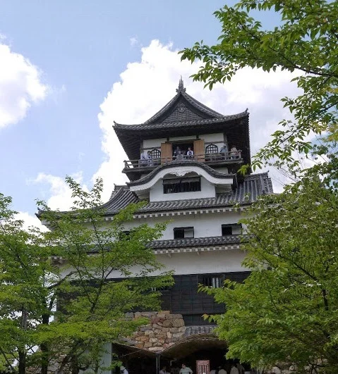 犬山城まで1400m