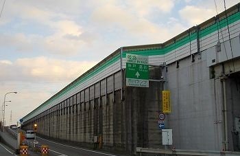 市川インターまで1000m