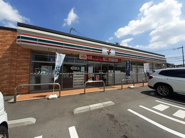 セブンイレブンさんまで500m