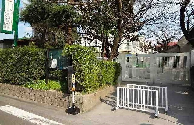 小城幼稚園まで1700m