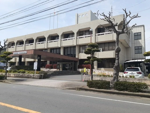 諫早市多良見支所まで1264m