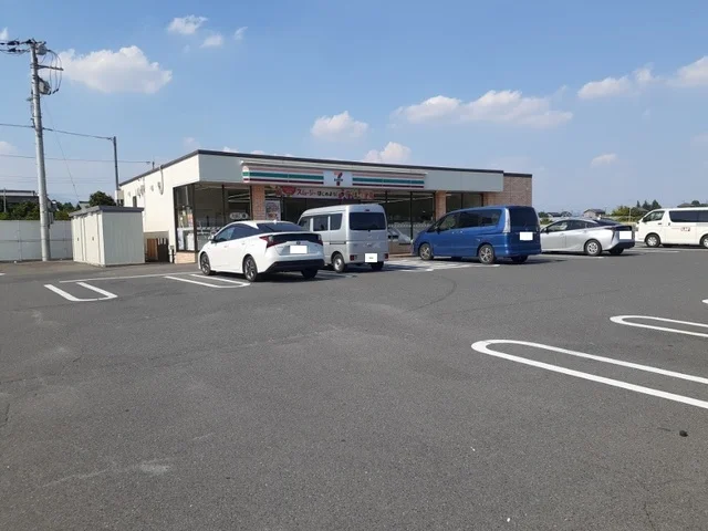 セブンイレブン前橋二之宮町南店まで1100m