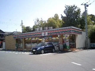 セブンイレブン鴻巣大間3丁目店まで550m