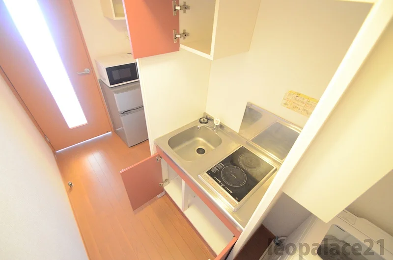 設備・使用は号室により異なる為、現況を優先致します。