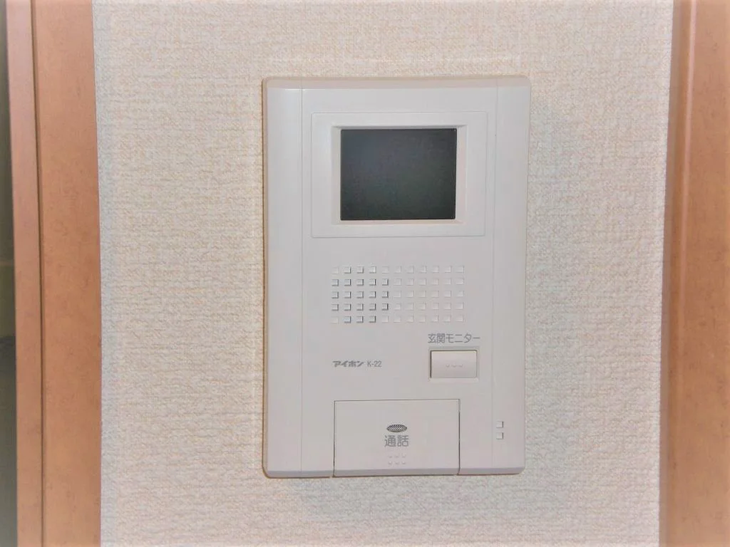 家具家電はメーカーが異なる場合がございます。