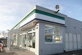 ファミリーマート北白山台店まで600m