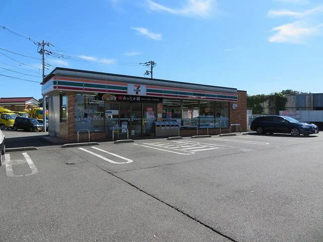 セブンイレブンまで400m