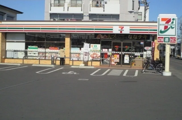 セブンイレブンまで400m