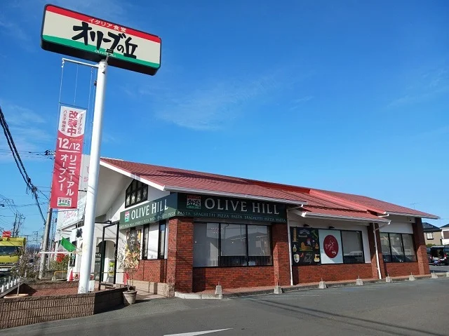 オリーブの丘まで450m