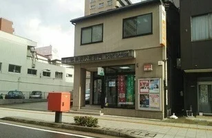 新潟礎町郵便局まで330m