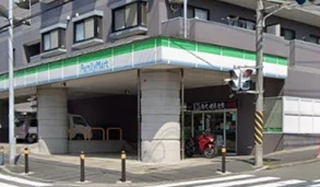 ファミリーマート戸塚名瀬町店まで893m