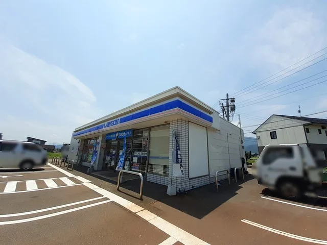ローソン上越寺町店まで650m